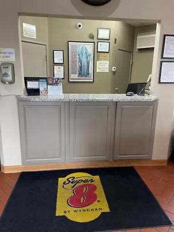 Super 8 By Wyndham Motel 2*