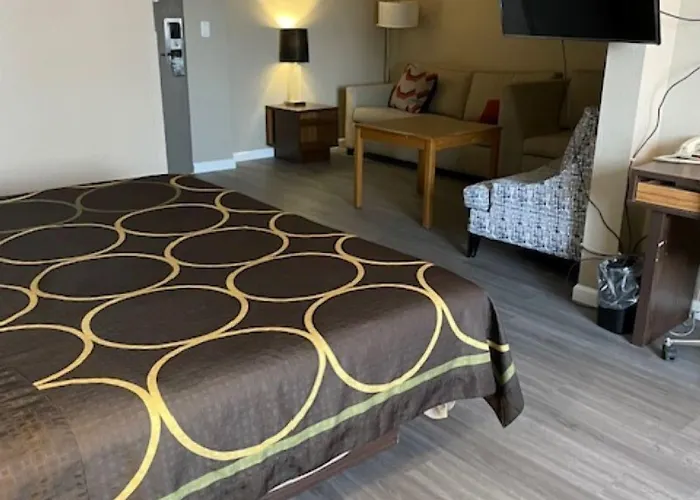 Super 8 By Wyndham