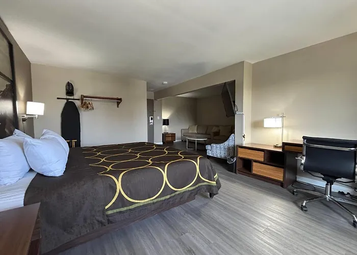 Super 8 By Wyndham 2*