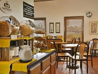 Super 8 By Wyndham 2* Alton