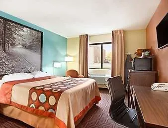 Amerivu Inn & Suites Motel 2*