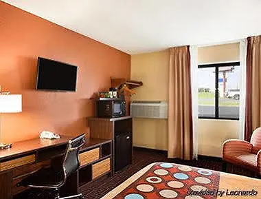 Super 8 By Wyndham 2*